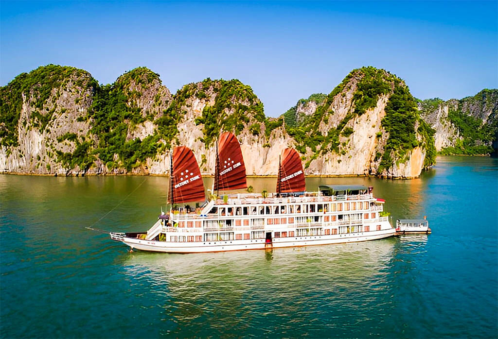 Awaken to Halong’s golden light on Arcady Cruise